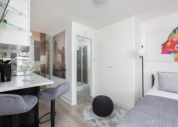 Cozy And Small Studio Zone 2 Near Maida Vale 6