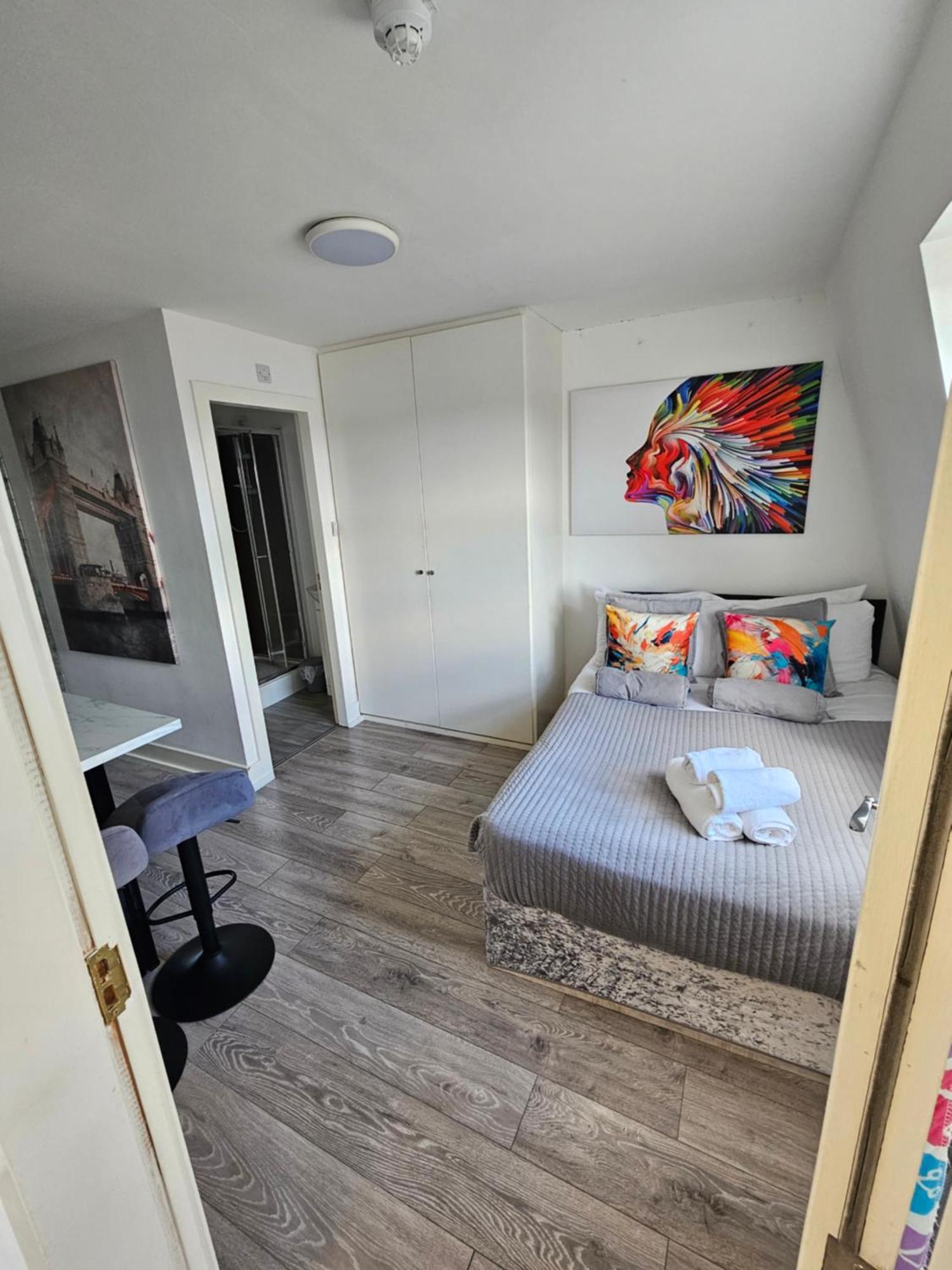 Cozy And Small Zone 2 Near Maida Vale 6 London